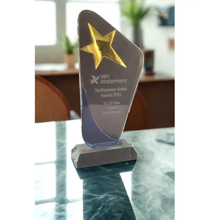 Buy Crystal Trophy Awards for Corporate Gifts in India